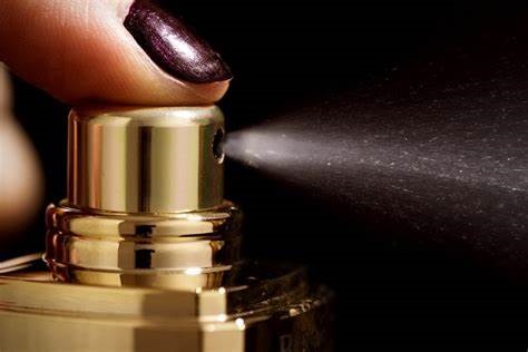 عطرهای مناسب هر فصل را چگونه بشناسیم؟